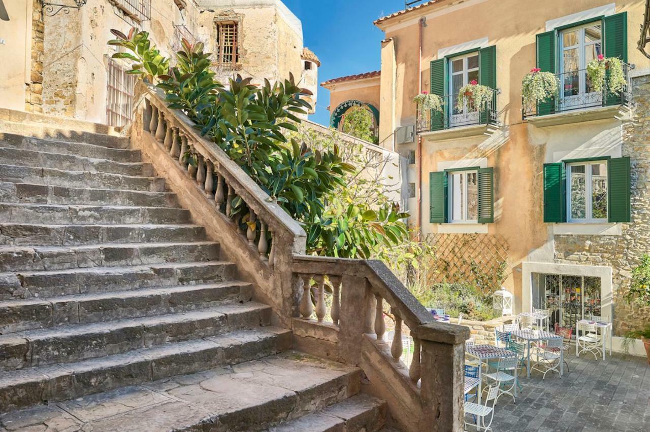 Palazzo Gentilcore กัสเตลลาบาเต ภายนอก รูปภาพ